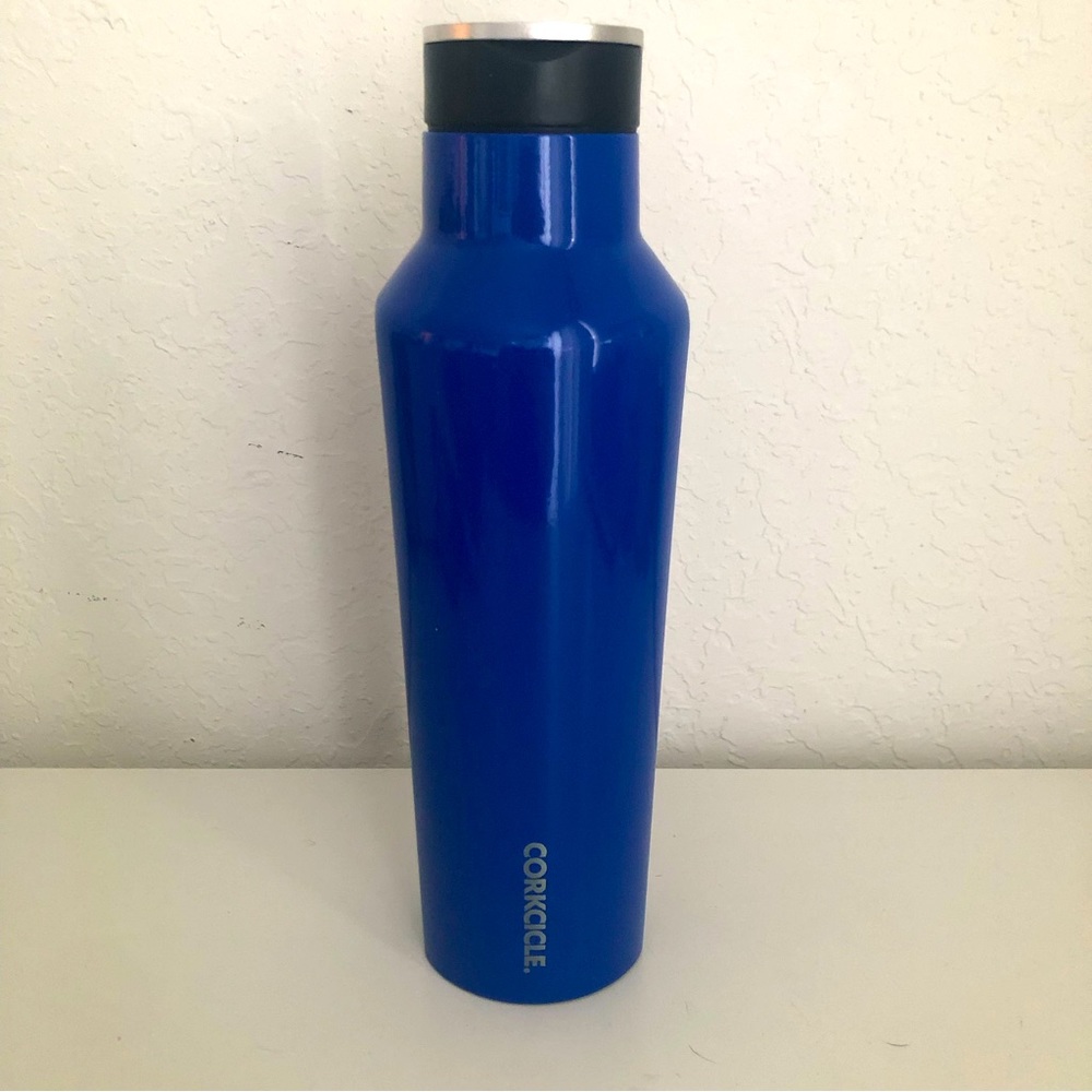 Corkcicle 20oz Sport Canteen Bottle
